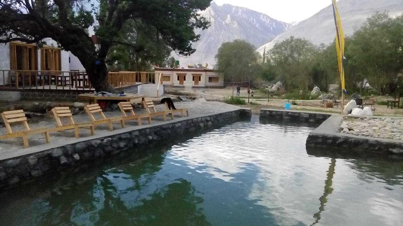 Lotus Eco Resort Hundar Esterno foto